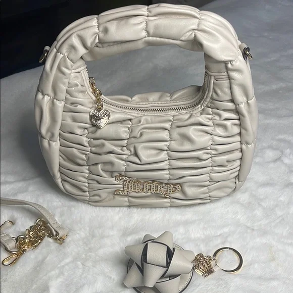 Juicy Couture- Cream Quilted Handbag with Gold Accents & Key chain - Picture 1 of 15